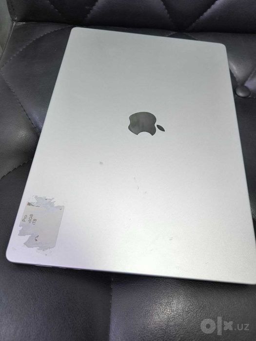 MacBook Pro 16 M3 Max 36/1TB Silver | 78 циклов | 99% батарея