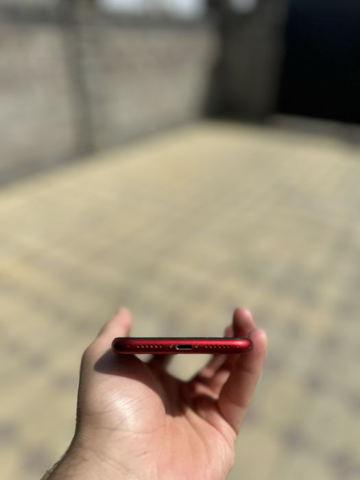 Продам iphone XR  в идеальном состояний