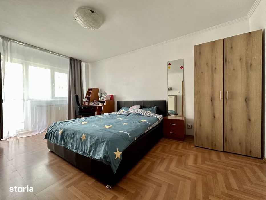 Apartament 3 camere Gorjului, 69,5 mp, 2 bai, 2 balcoane, bloc 1979
