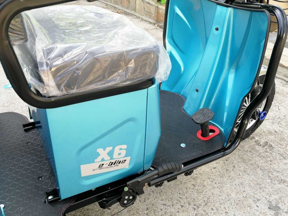 Електрическа Двуместна Триколка CARGO LUX 1500W - SKY BLUE