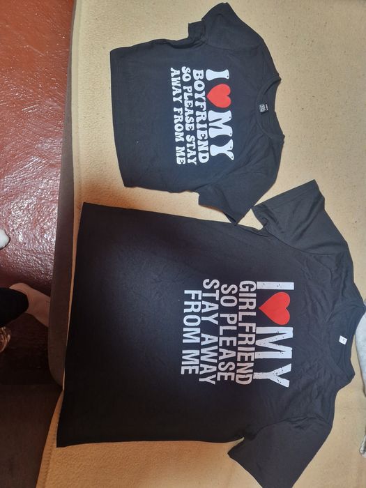 Vând tricou pentru cuplu