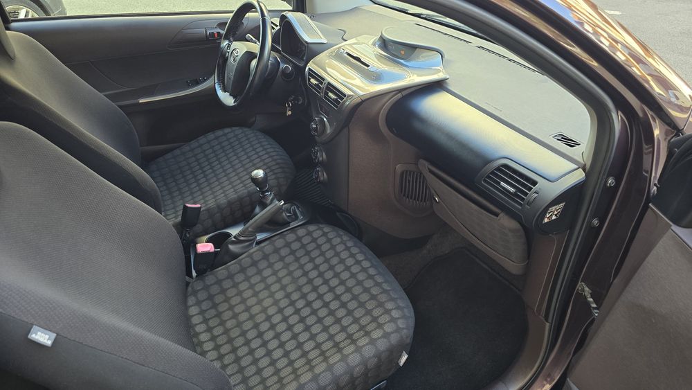 Toyota IQ 2010 1.0 benzina