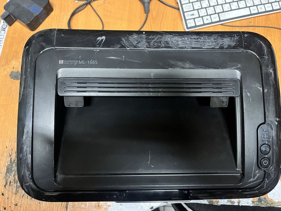 Samsung ml 1665 в хорошем состоянии