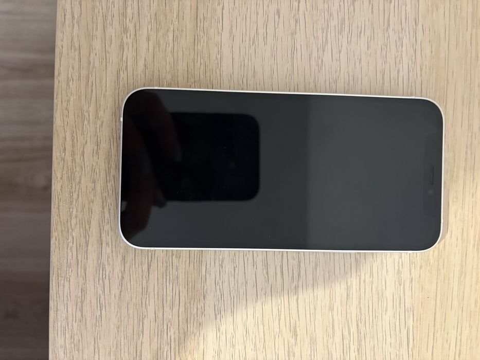 iPhone 12 Mini + Apple Watch + Accesorii – Pachet complet