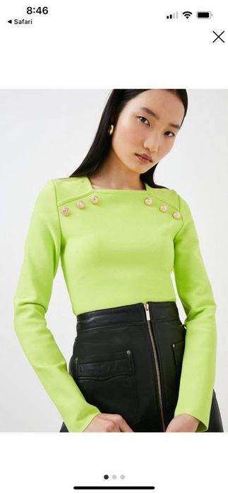 Karen Millen еластична блуза с ефектен дизайн и цвят