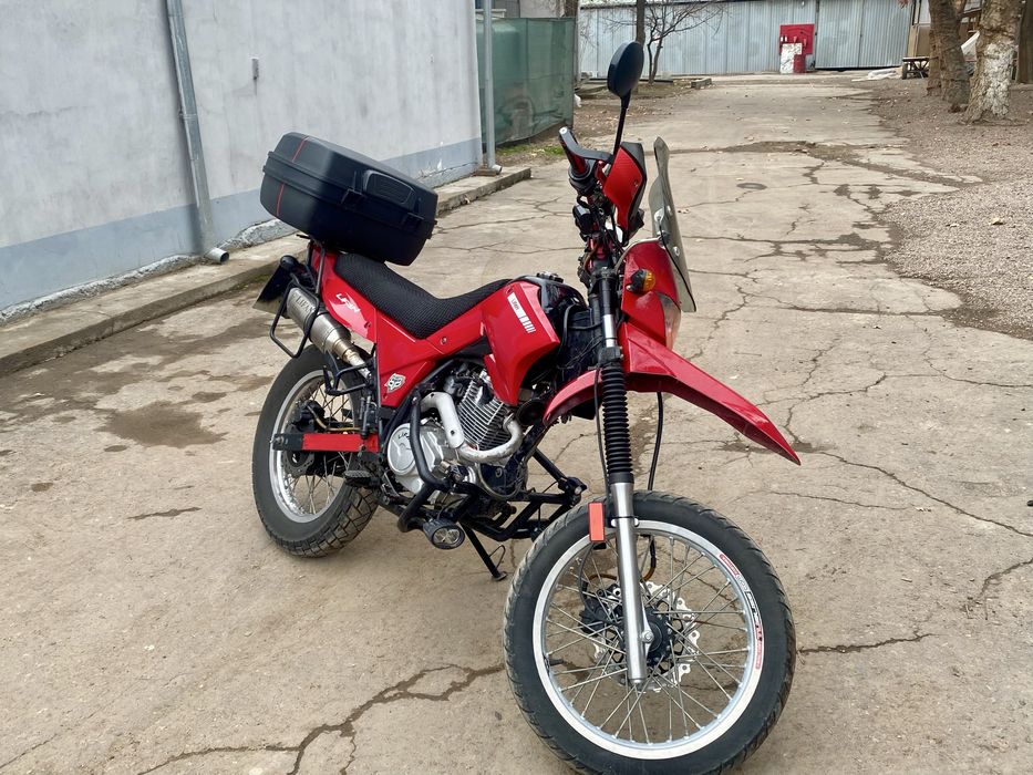Продам мотоцикл эндуро Lifan Gy3-b