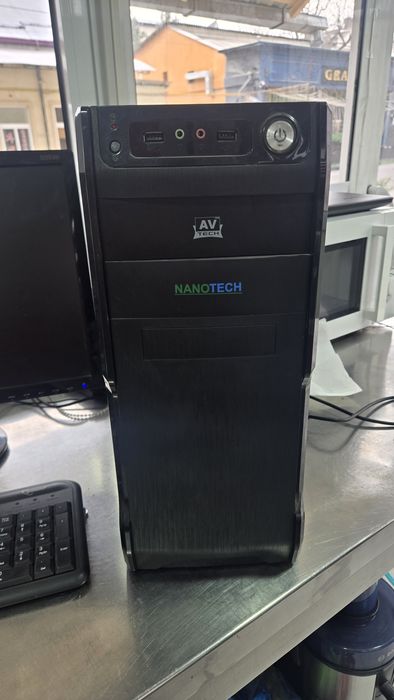 Настольный компютер.