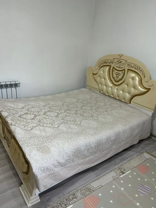 Двухспальная кровать 40 000