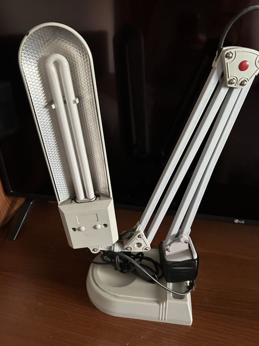 Светильник.             .