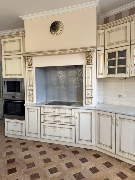 Продажа дома в парковой зоне.
