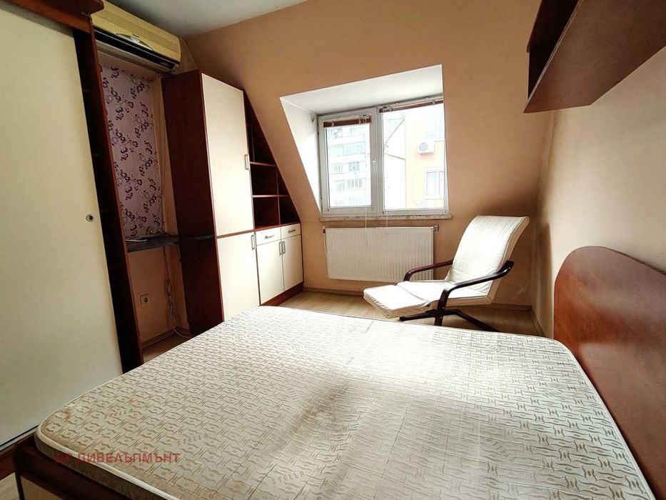 Дава се под наем Тристаен апартамент в София, Хаджи Димитър - 98 кв.м за 597.21 € - Снимка #12