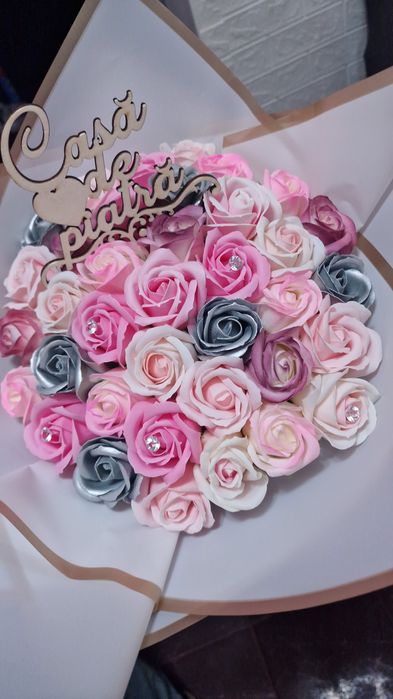 Aranjamente flori de sapun  buchete trandafiri