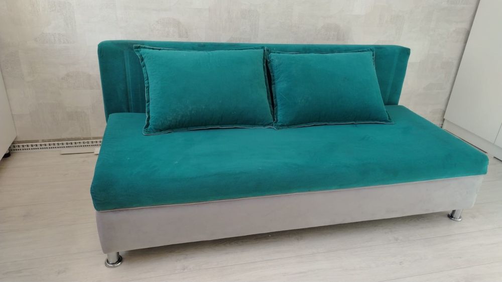 Продам срочно софу