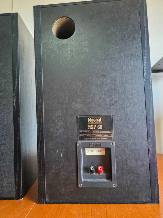 Superbe boxe Magnat model: MSP 60. Made in Germany. impecabile!