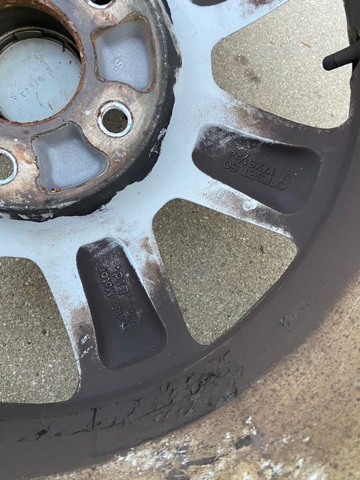 Гуми с Джанти за Honda 225/65 R17