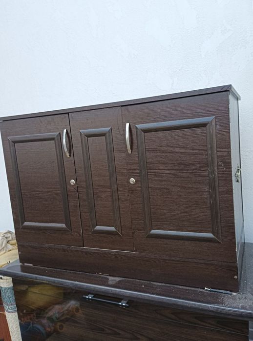 ЯНГИ Сандиқ жавонли