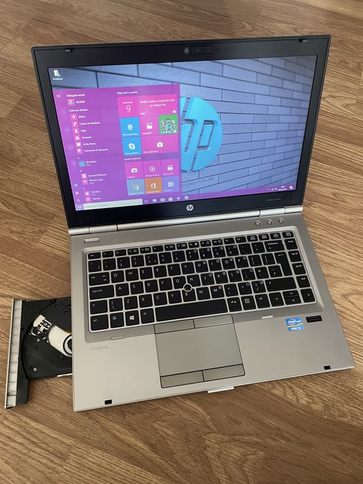 Laptop HP EliteBook intel core i5,2,60GHz,Display 14 inch led,500gb memorie,baterie bună,vine cu încărcător
