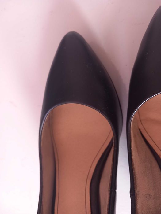 Обувки и гуменки номер 36-37