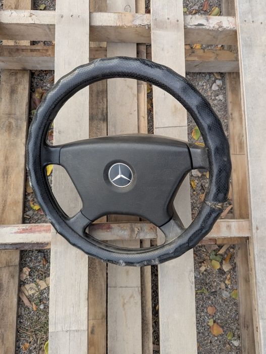 Запчасти Мерседес 190