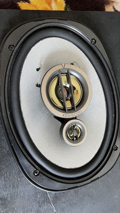 Продам новые колонки Kenwood