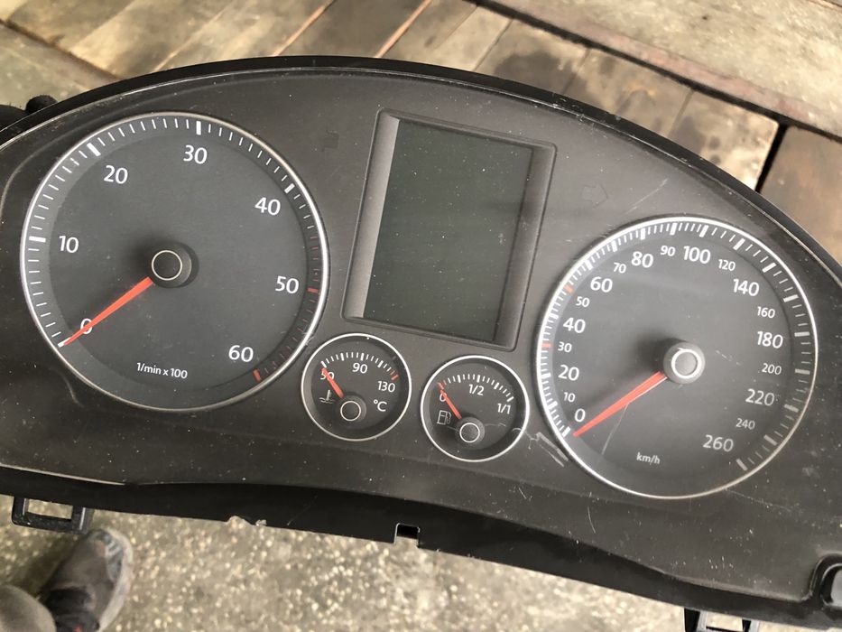 Табло за Фолксваген Голф 5