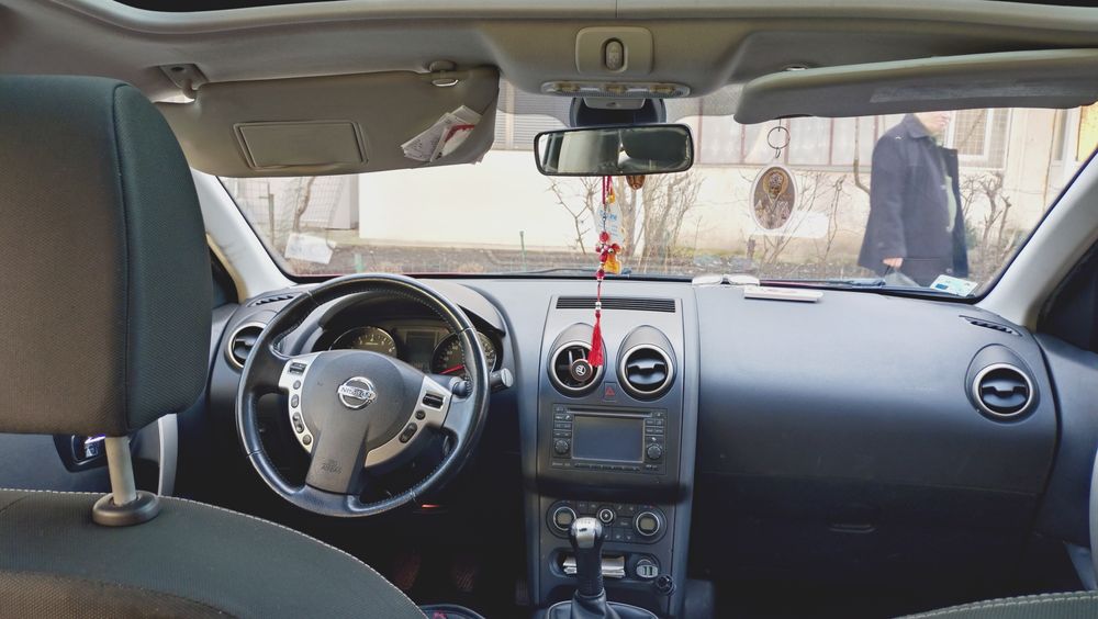 Nissan Qashqai 1.6 benzina