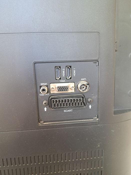 Телевизор 32 инча HITACHI - 120 лева !