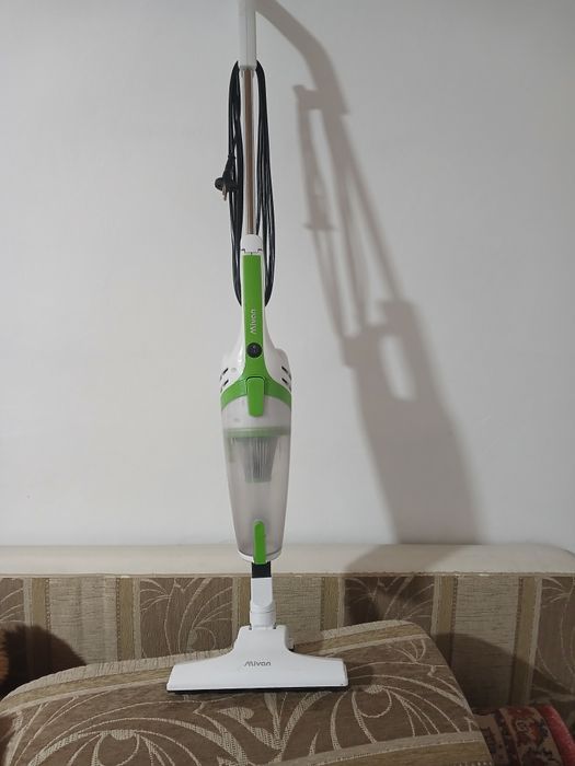 Пылесос компактный!!!