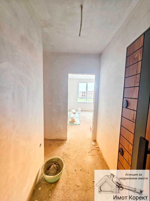 Продава се Тристаен апартамент в Асеновград - 84 кв.м за 589 €/кв.м - Снимка #2