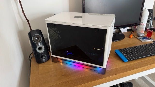 Mainboard msi Z390i + I5 8500- CG nvidia 1660 super 8 go + pc case Itx InWin A1 RGB