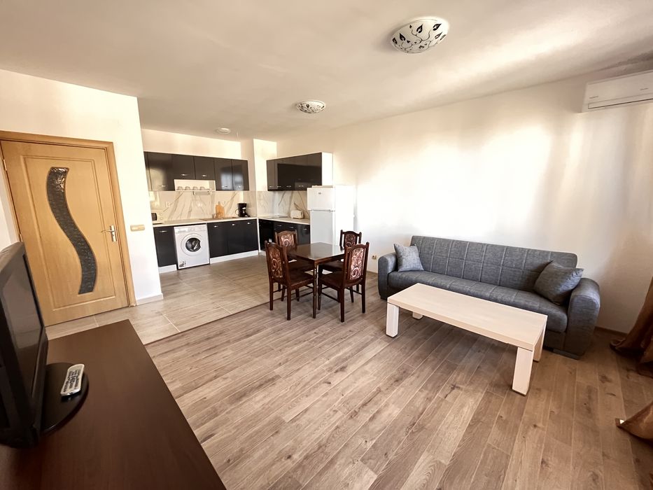 Продава се Двустаен апартамент в Балчик - 80 кв.м за 688 €/кв.м - Снимка #5