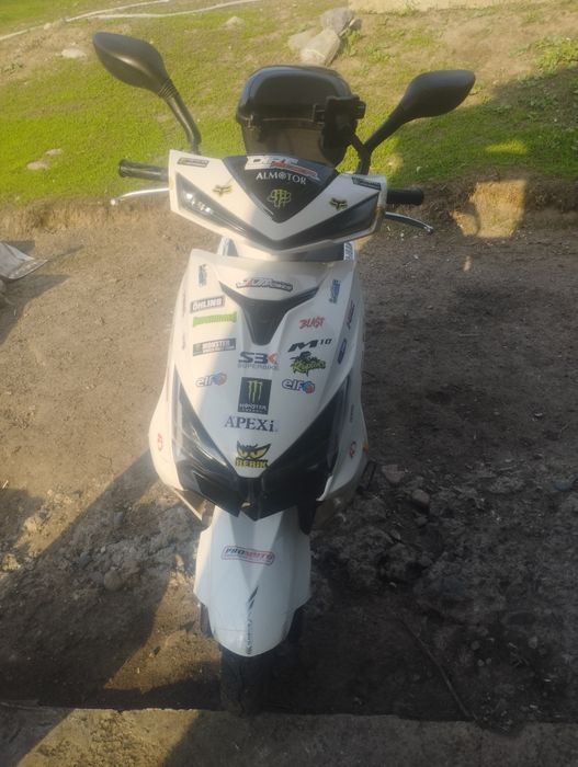 продам мопед м8 про