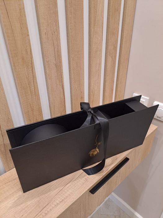 Продам новую коробочку для подарка