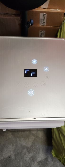Ac portabil Argo- nu are freon ( se vinde  a defect  )