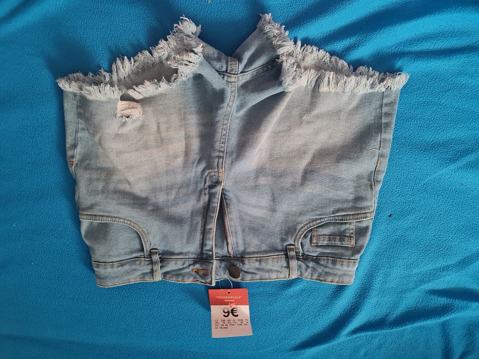 Pantaloni cropped S