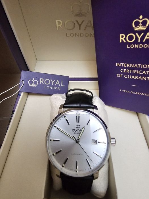 Часы Royal London