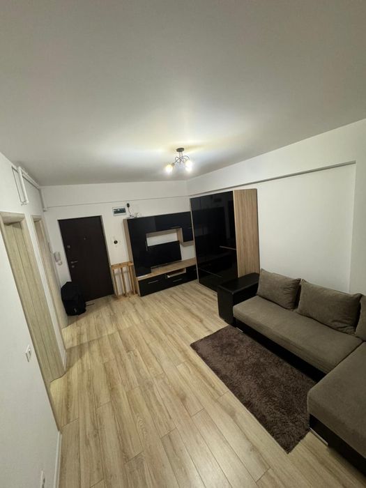 Garsonieră de închiriat 350 euro