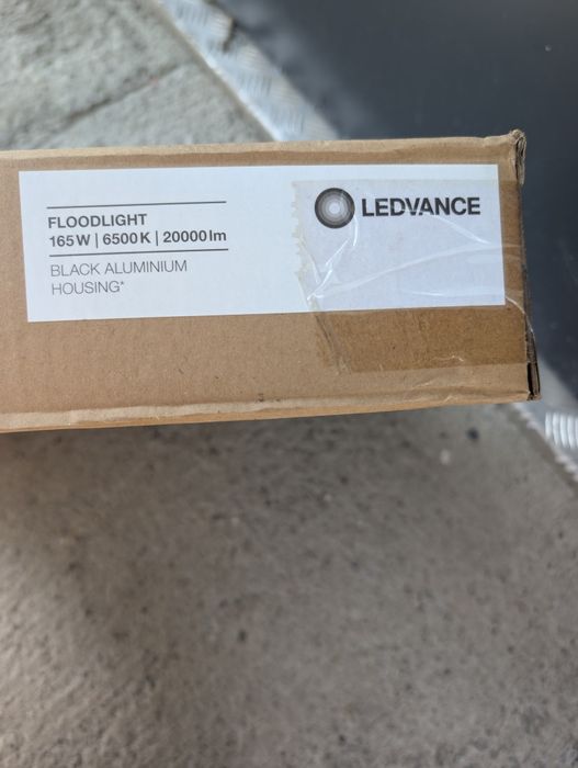 Proiectoare lumina rece LEDVANCE 165 W, 20000 lm, 6500 K