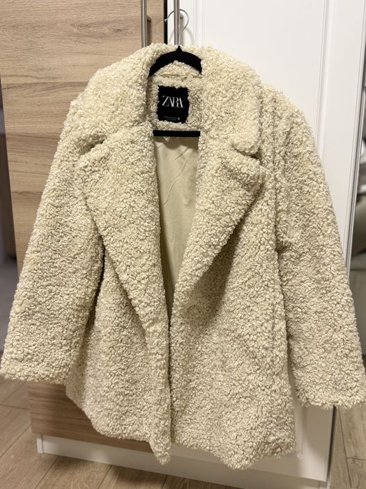 Пухено зимно яке Zara