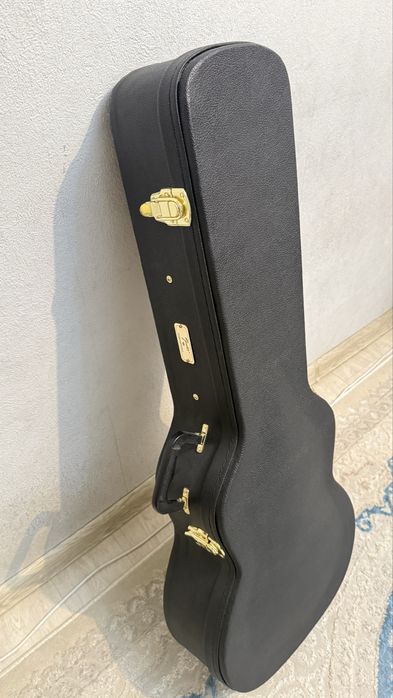 Электроакустическая гитара Fender PS-220e Parlor