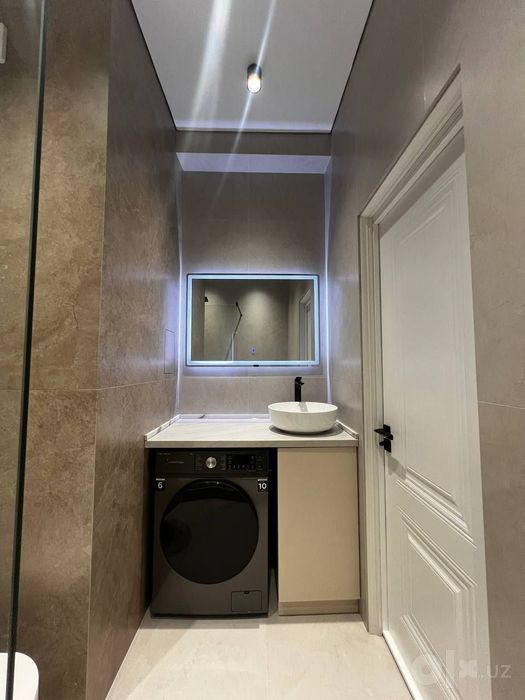 ПРОДАЁТСЯ 2/4/16
НОВОСТРОЙКА
Ж/К Bobur Residence 
Ор.р: Улица Бабур Пи