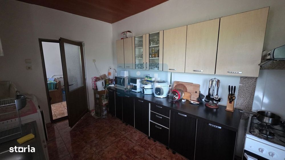 Casa 5 camere, Teren 653 mp, Severin