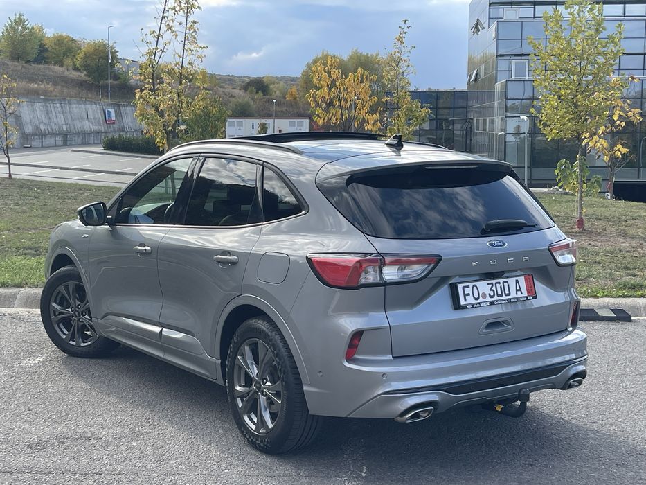 Ford Kuga ST Line 4x4 2021 190 cp Distronic/Head up/Panoramic