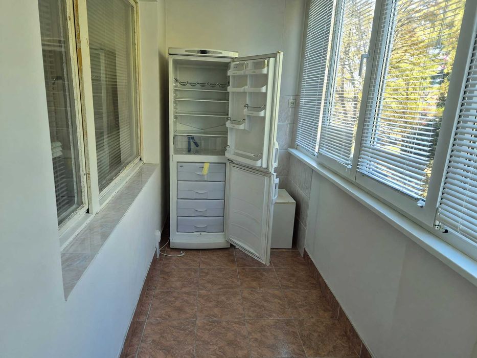 Дава се под наем Двустаен апартамент в София, Надежда 1 - 80 кв.м за 500 € - Снимка #2