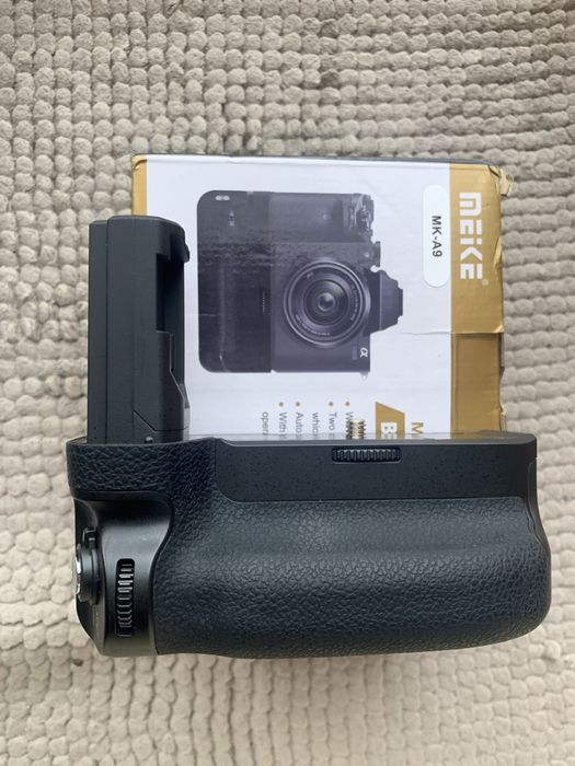 Grip battery pentru Sony a7iii sau Sony a9