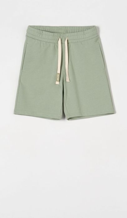 Pantaloni scurti de vara