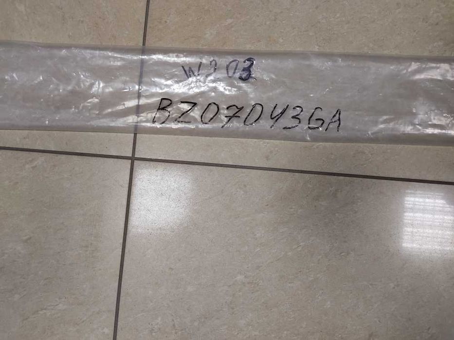 Решетка в бампер Мерседес С-класс W203