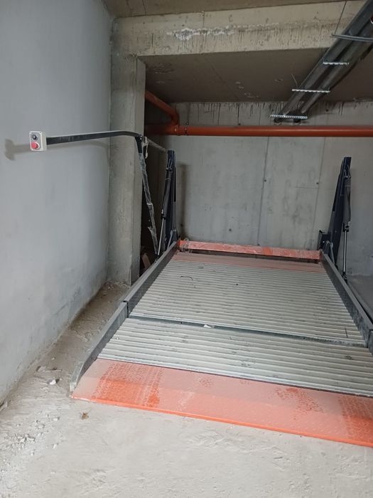 Автомобилна паркинг платформа