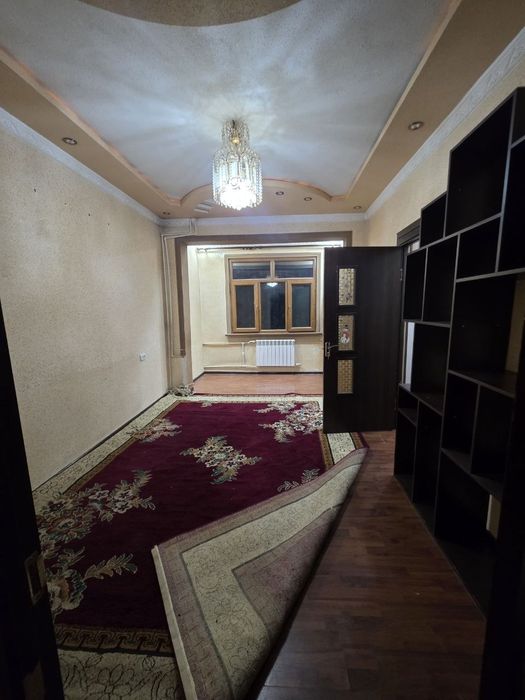 Arenda kvartira Yashnabod Metro bekati oldida 2xona 3etaj oilaga beril