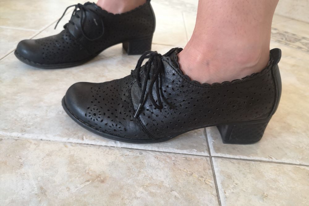 Обувки естествена кожа 36 номер